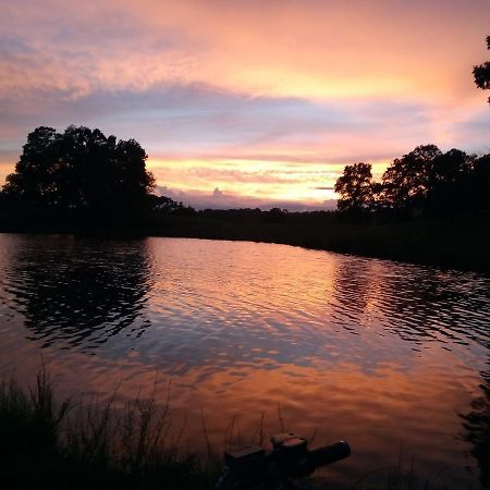 Отель Sautee Private Camping Clarkesville Экстерьер фото