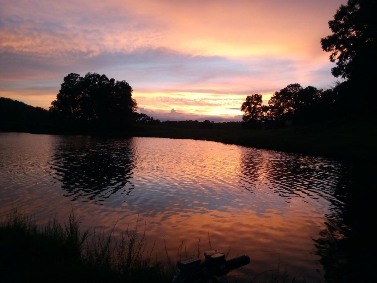 Отель Sautee Private Camping Clarkesville Экстерьер фото